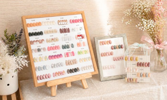 八戸市 nail room an の40代50代向け上品ジェルネイルデザイン