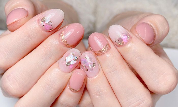 八戸市 nail room an の極美ネイル®︎技法による上品なジェルネイル仕上がり
